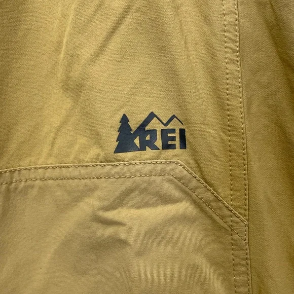 Hiking Pants 34 W x 30 L - Picture 3 of 10